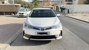 للبيع كورولا 2017 GLI بحالة الوكالة