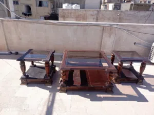 طاوله وسط مع طربيزات عدد 2