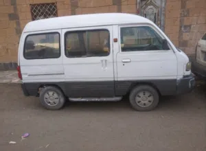 باص دايو سوبر ابيض 2006