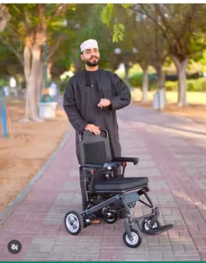 عرض خاص كرسي متحرك طبي ضمان سنه مجانا والتوصيل مجانا للمنزل