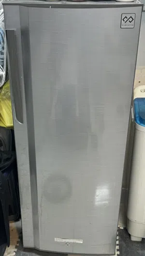 البيع ثلاجه صغيره كلاس باب واحد