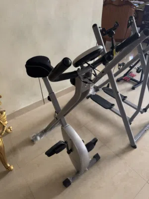 2 جهاز كارديو مستعمله خفيف جدا وبحالتها الجديده ( جهاز الغزال + جهاز العجله )
