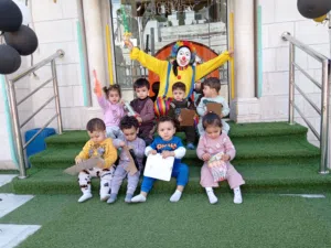 مجانا القناع والباروكه مع اللبسه