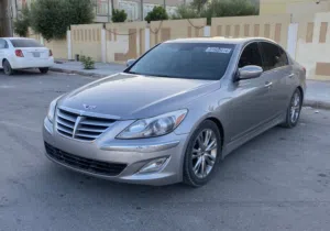 هونداي جنسس 2013