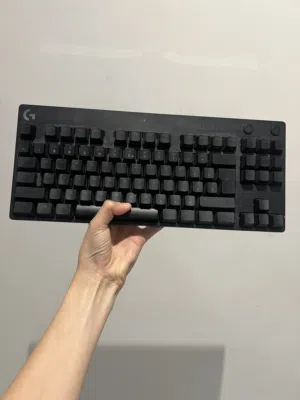 كيبورد و ماوس Logitech مستعمل للبيع