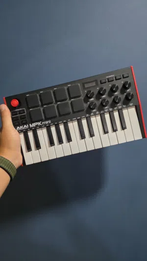 Akai Professional MPK Mini MK3 USB MIDI controller