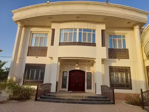 1100 m2 More than 6 bedrooms Villa for Sale in Al Sharqiya Ja'alan Bani Bu Ali