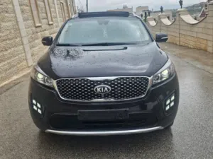 كيا سورينتو فللللللللللل مسكررررررر 4/4  بانوراما  بسعرررررررررررررر ناررررررر حرق حرق حرق كاششششششش