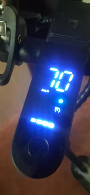 للبيع سكوتر ماركة high speed سرعته 70