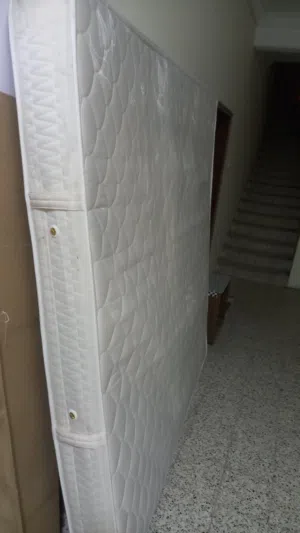 QUEEN SIZE MATTRES