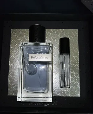 Perfumes . New0