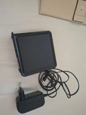 راوتر بحالة ممتازة جدا