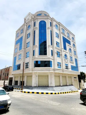 عماره في حده تجاري شارعين عمل عل مستوى وسعر مناسب للمشتري تفاصيل أكثر واتس