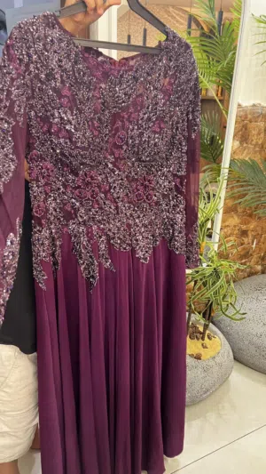 فستان لبسه ساعه  للبيع سايز48 ب40 سعر نهاءي تفصيل