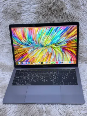 Apple MacBook Pro A1989 i7 16gb Touch Bar + I'D 512gb ssd Type c ports Backlight Iris plus graphics