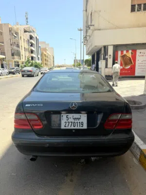 CLK200 111 للبيع