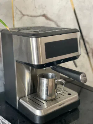 مكينة قهوة Saachi استعمال بسيط