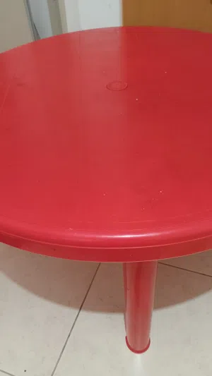 خزانه وطاوله للبيع
