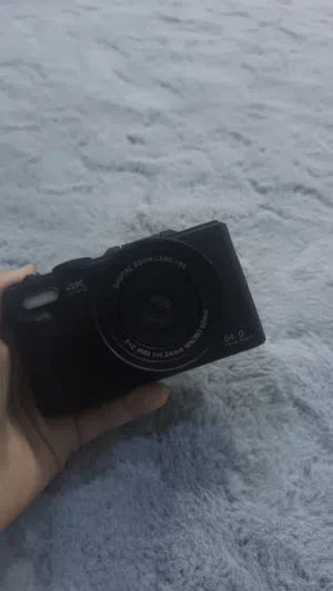 4k high definition retro camera  (NEED TO SELL ASAP)