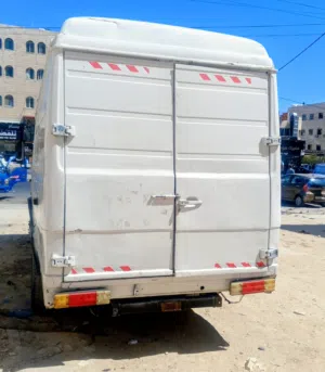 باص مرسيدس 711 ديزل شحن  عمومي