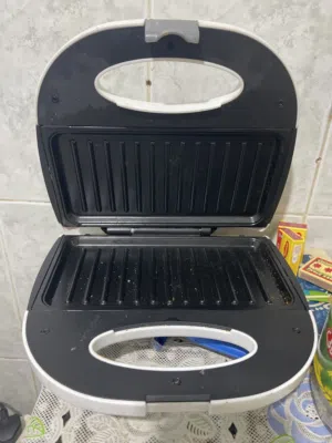 Toaster - محمص خبز - مستعمل - البيع لعدم الاستخدام