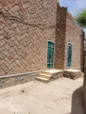  Building for Sale in Taiz Other