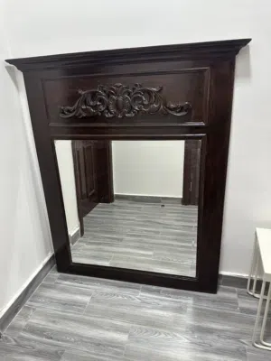 مرايه كبيره مقاس 140x110 cm لون بني غامق