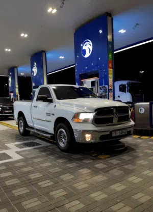 دوج رام 1500  خليجي هيمي 5.7  فورويل 4x4