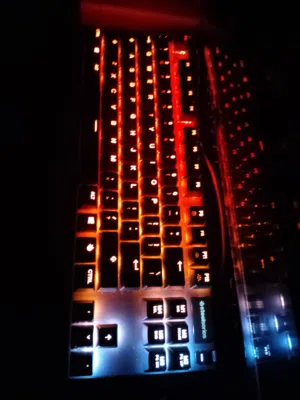 steel series apex 7 TKL ( red switches) with OLED display