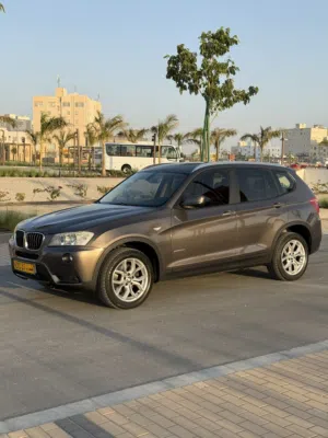بي ام X3 وكالة عمان تأمين شامل اطارات كونتيناتل ممتازة بدون اعطال شاشة وستائر
