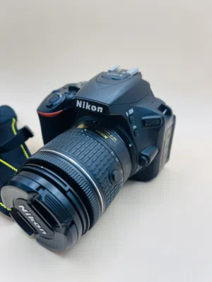 نيكون 5600