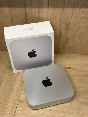Mac Mini M1-Chip. 8 RAM. 256 SSD