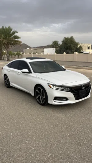 Used Honda Accord in Al Dakhiliya