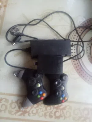 للبيع اغراض اكس بوكس 360 شغاله