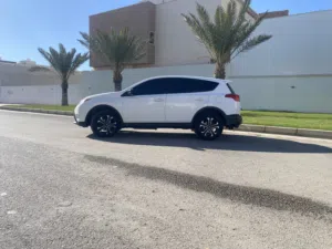 Used Toyota RAV 4 in Tripoli
