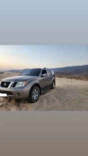 Used Nissan Pathfinder in Dhofar