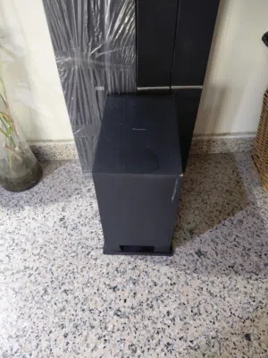 4سماعه ومضخم صوت بيونير بحاله ممتاز