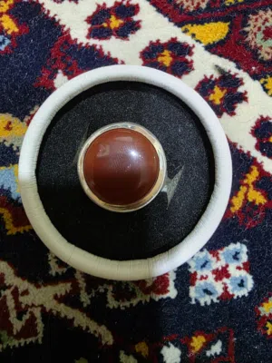 للبيع خاتم فضة رجالي بحجر عقيق كبدي
