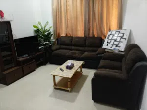 For sale comfortable 5 seaters sofa with TV table 1.8 m excellent condition