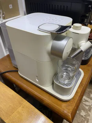 ماكنة قهوة نيسبريسو Nespresso