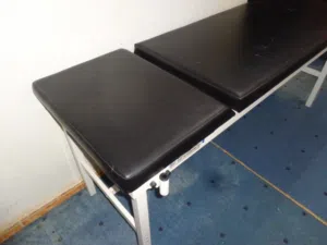 سرير فحص طبي عدد 2