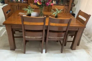طاولة سفرة خشب ثقيل جدا بلوط صولد بالكامل طاولة مع 6 كراسي بحالة ممتازة