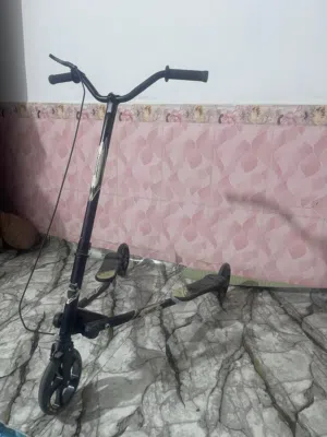 سكوتر أطفال ثلاثي العجلات جديد