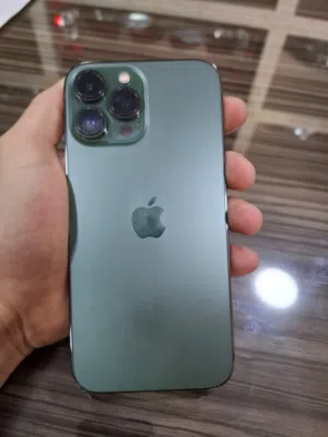 13برو ماكس نظيف