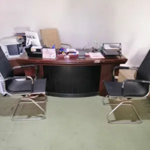 الوسيط للخدمات