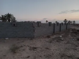 Residential . 1000 m2 . Landlord0