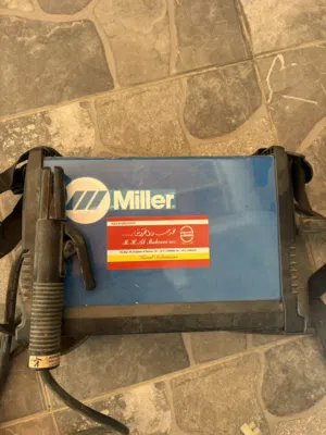 للبيع مكينة لحام شركة Miller