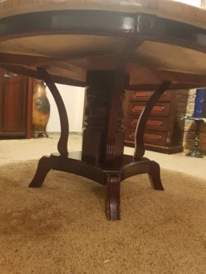 طاولة استعمال بسيط