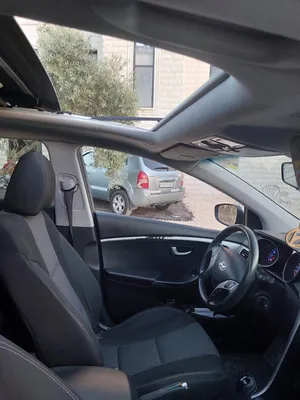 used-hyundai-i30-in-ramallah-and-al-bireh