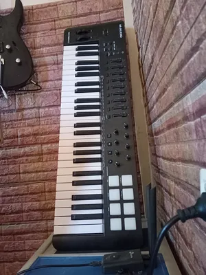 Piano & Keyboards . Used0